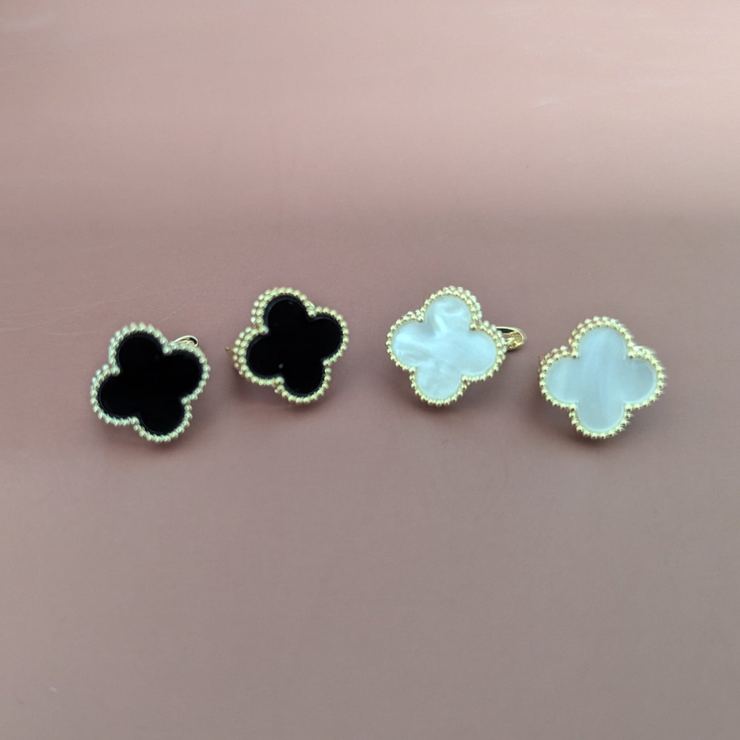 Clover studs