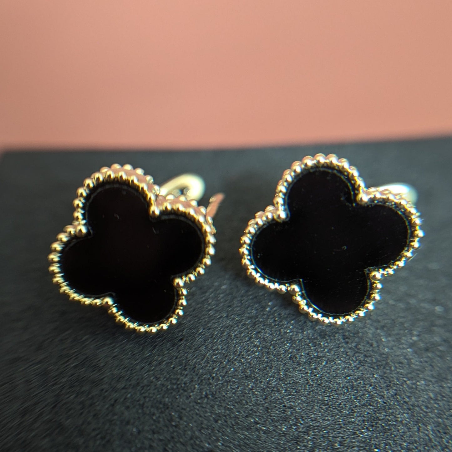 Clover studs