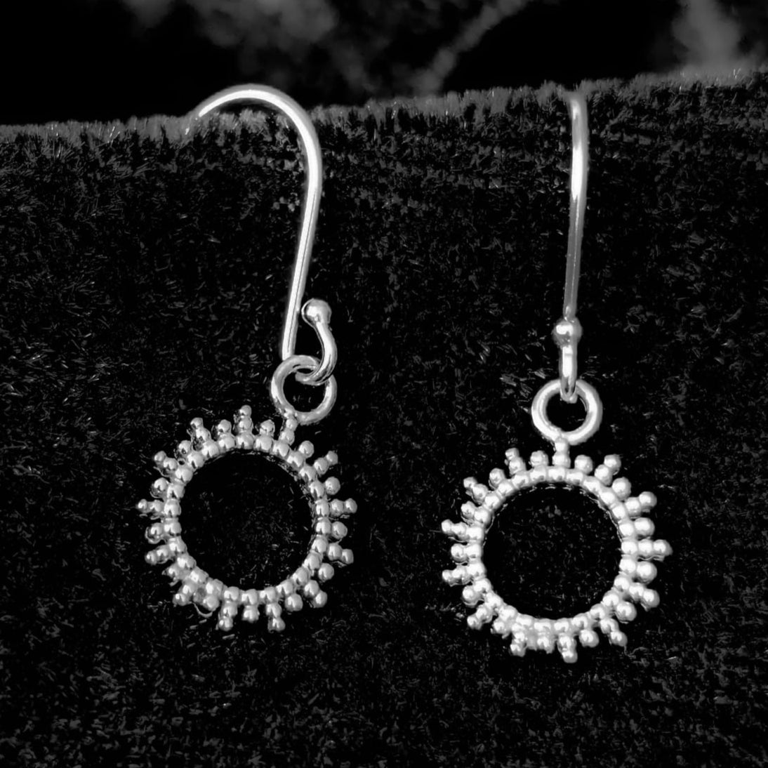 Hollow Sun Ultra Lightweight Earrings