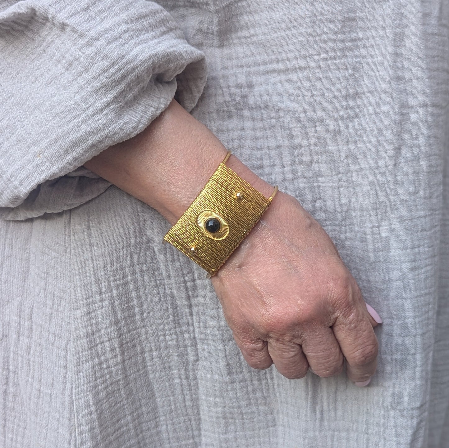 Milos Bangle