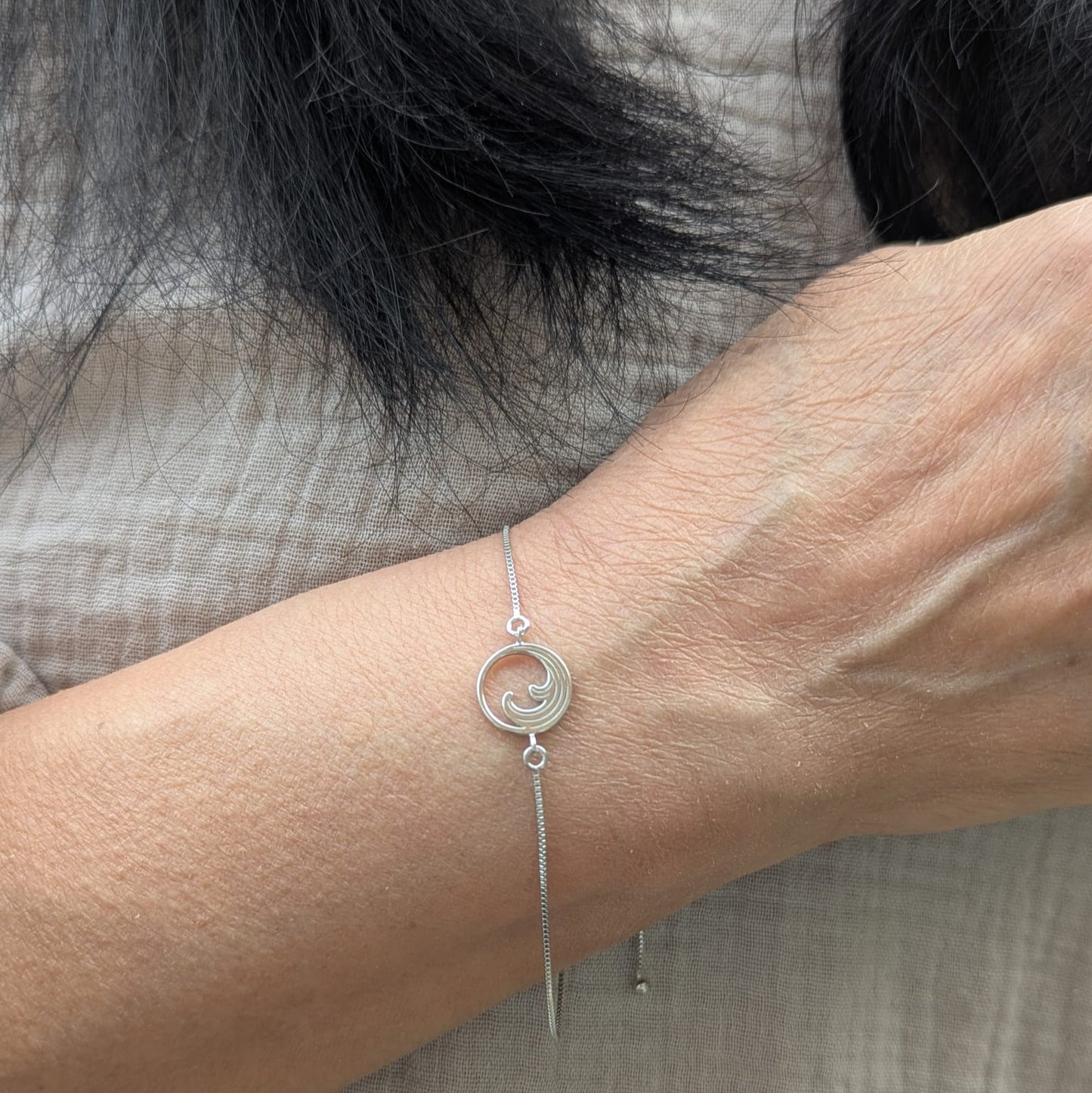 Waves Adjustable Bracelet