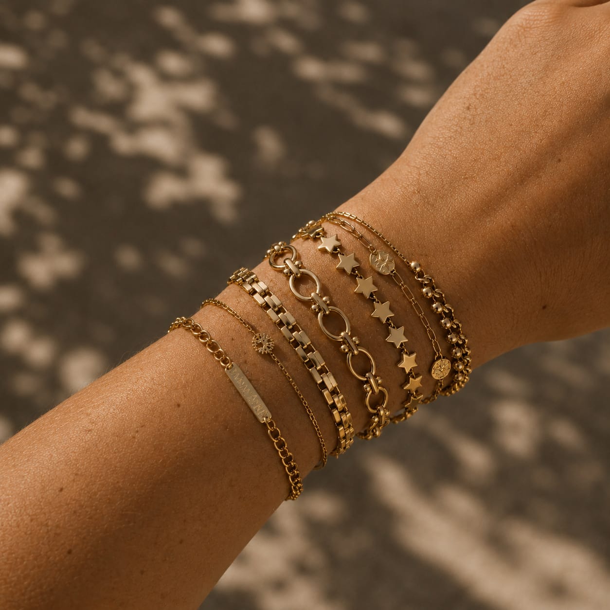 BRACELETS & BANGLES