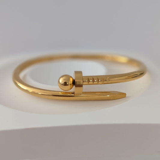 Allegra Bangle