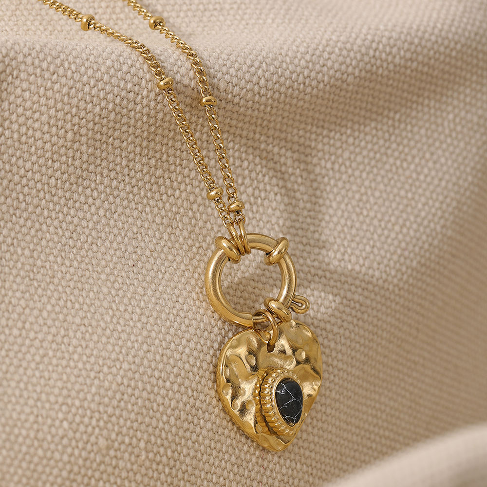 Black Heart Necklace