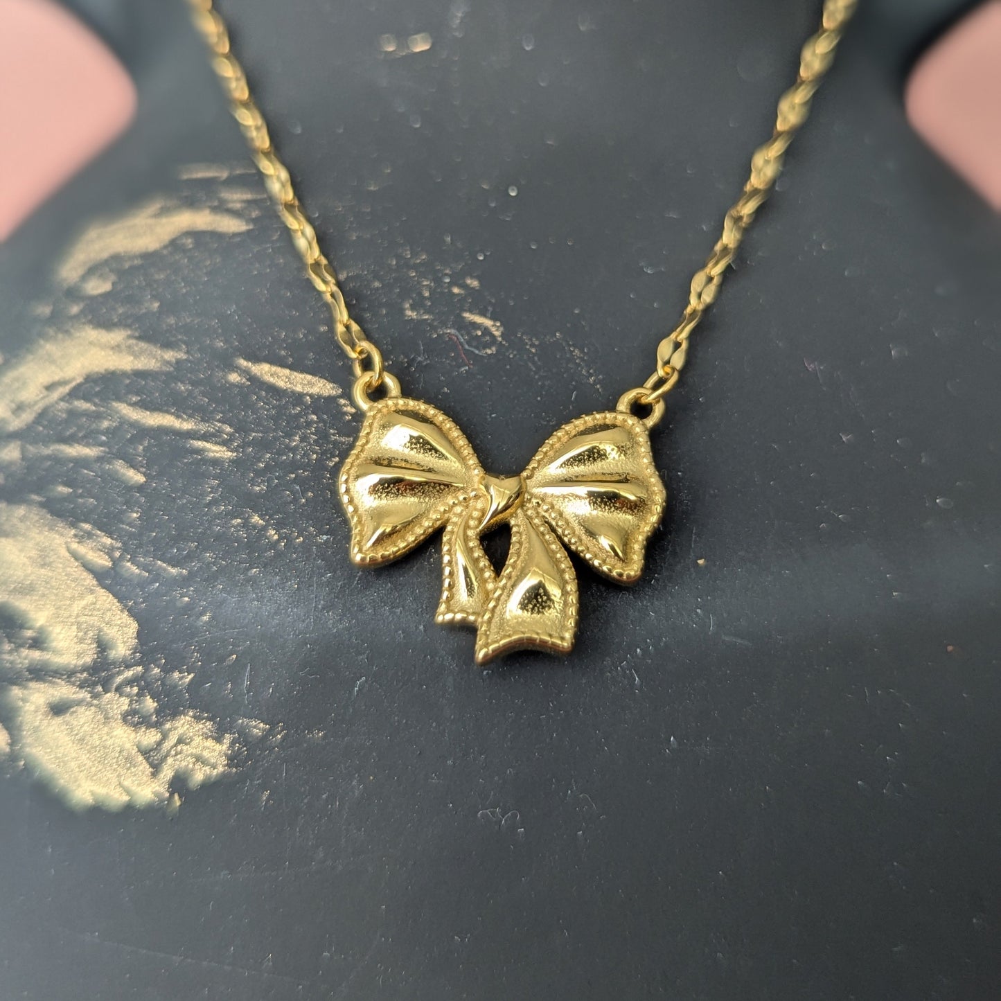 Mia Necklace