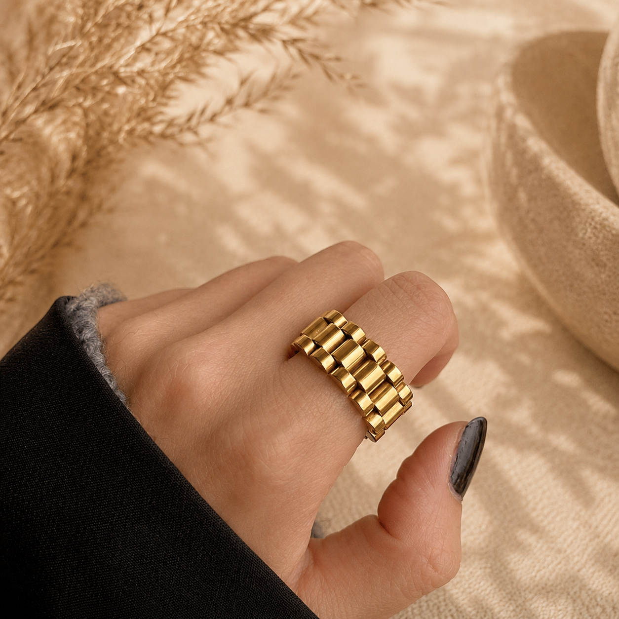Watch-Link Adjustable Ring