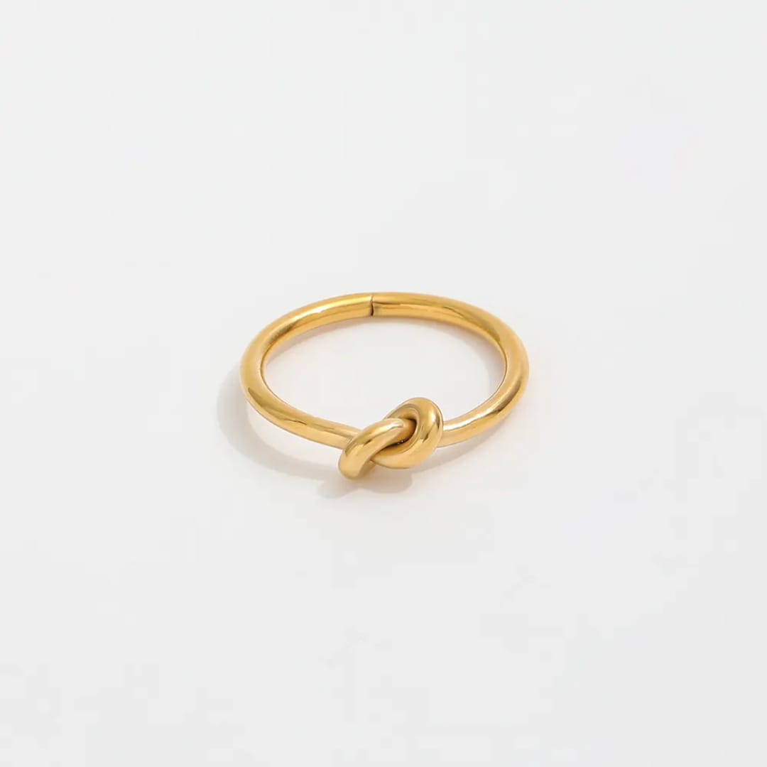 Knot Ring