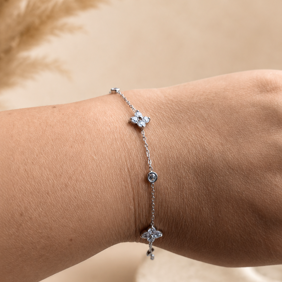 Crystal Clover Bracelet