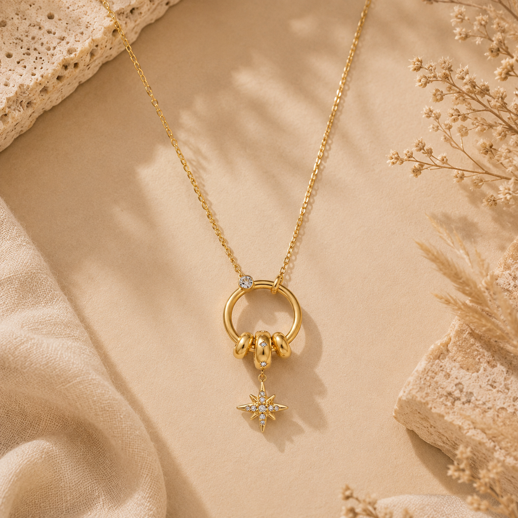 Etoile Necklace