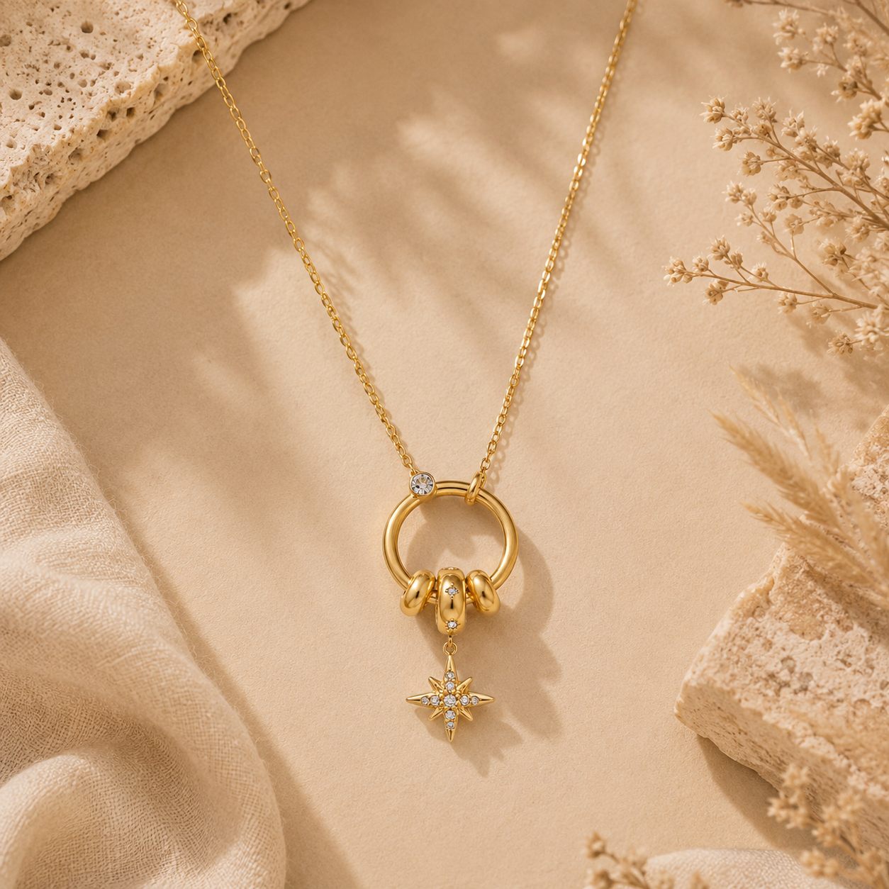 Etoile Necklace