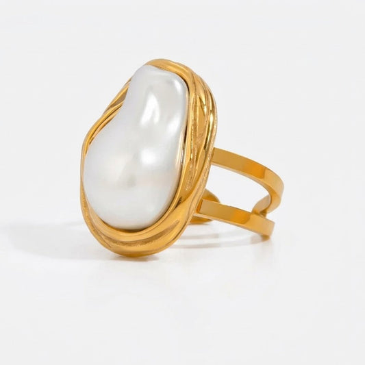 Oversize Pearl Adjustable Ring