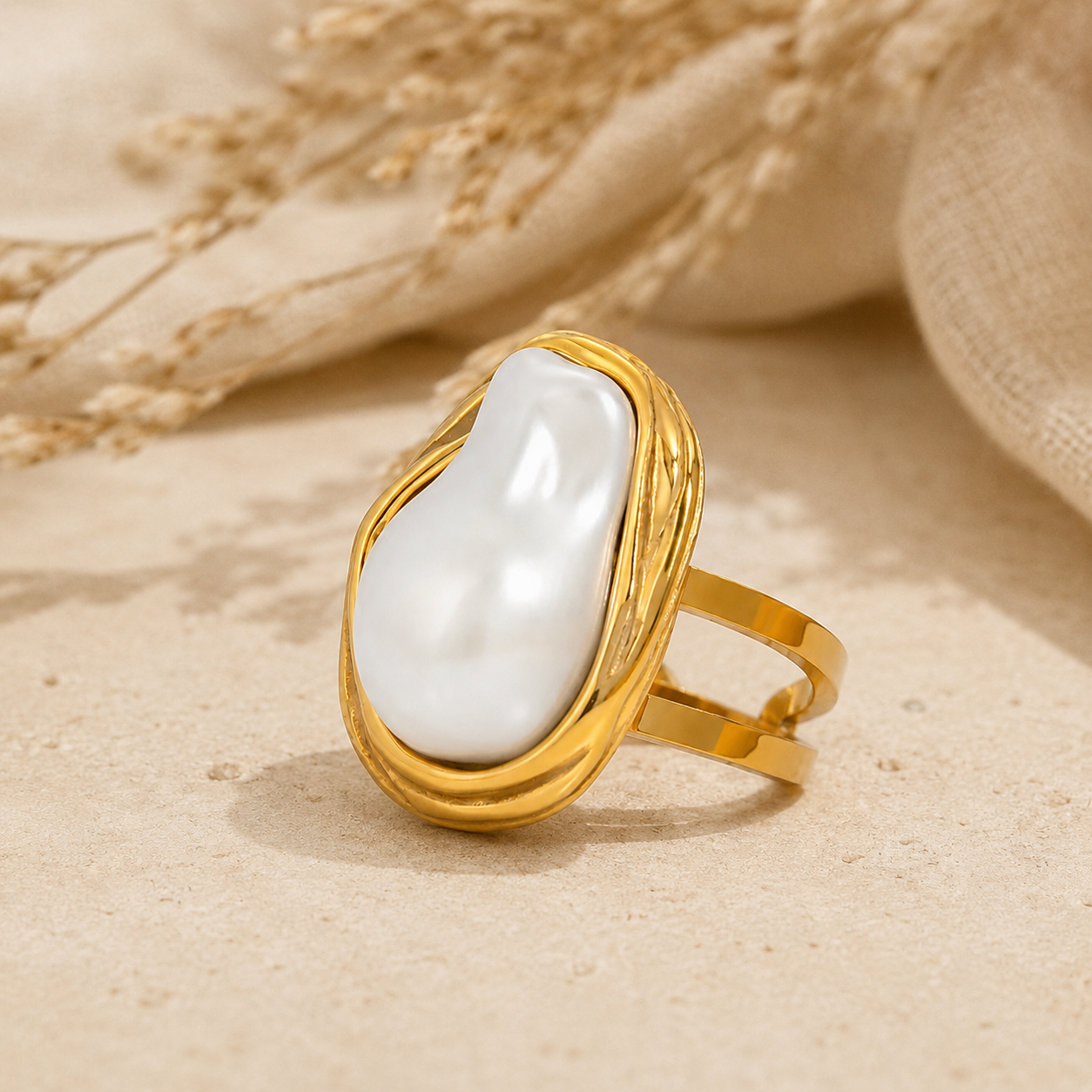 Oversize Pearl Adjustable Ring