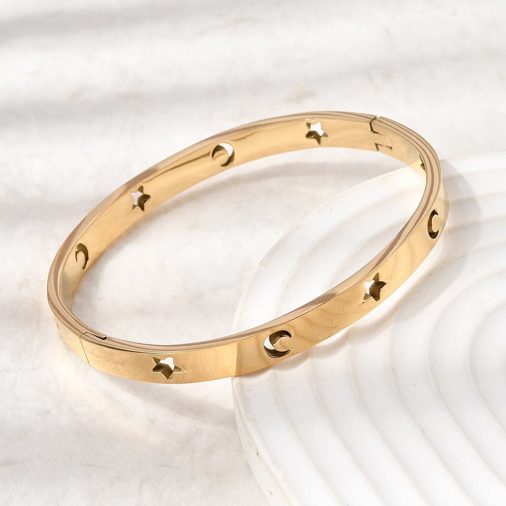 Star & Moon Pierced Bangle