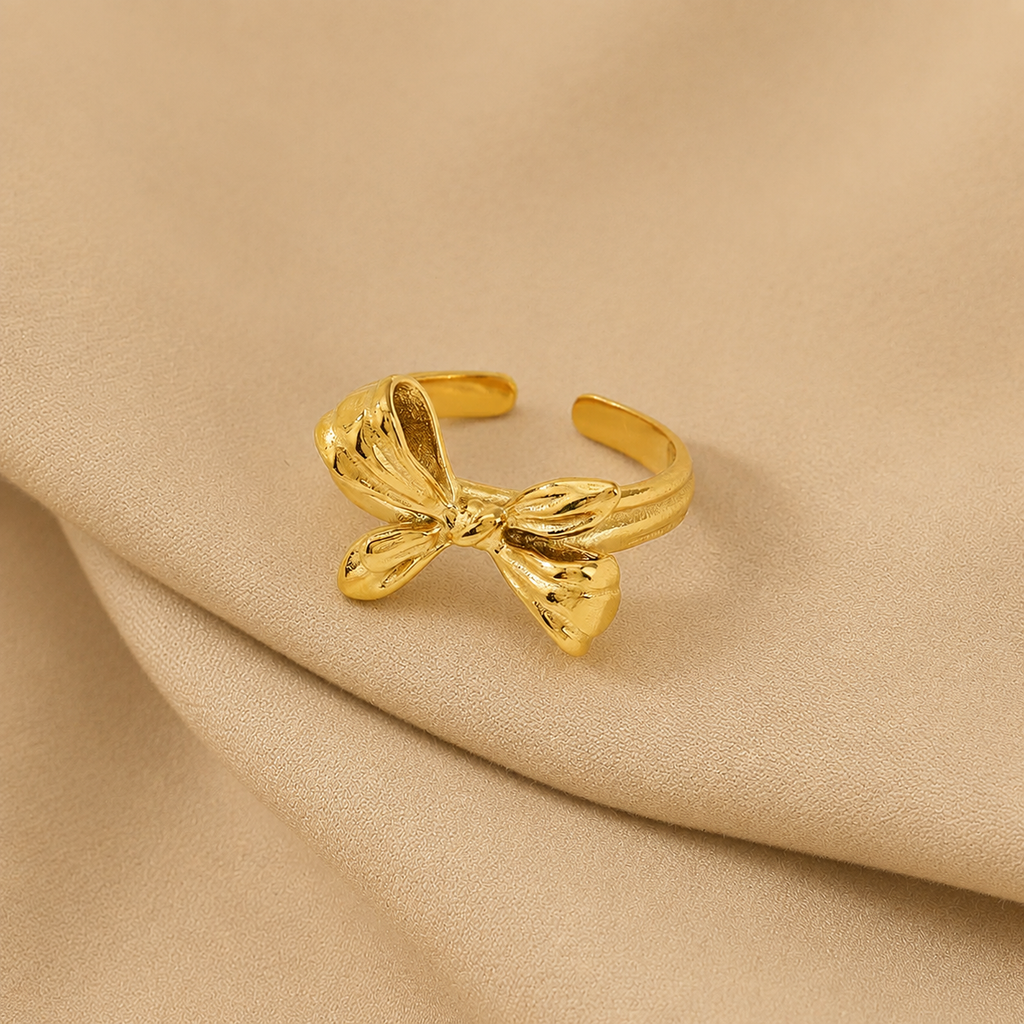 Bow Adjustable Ring