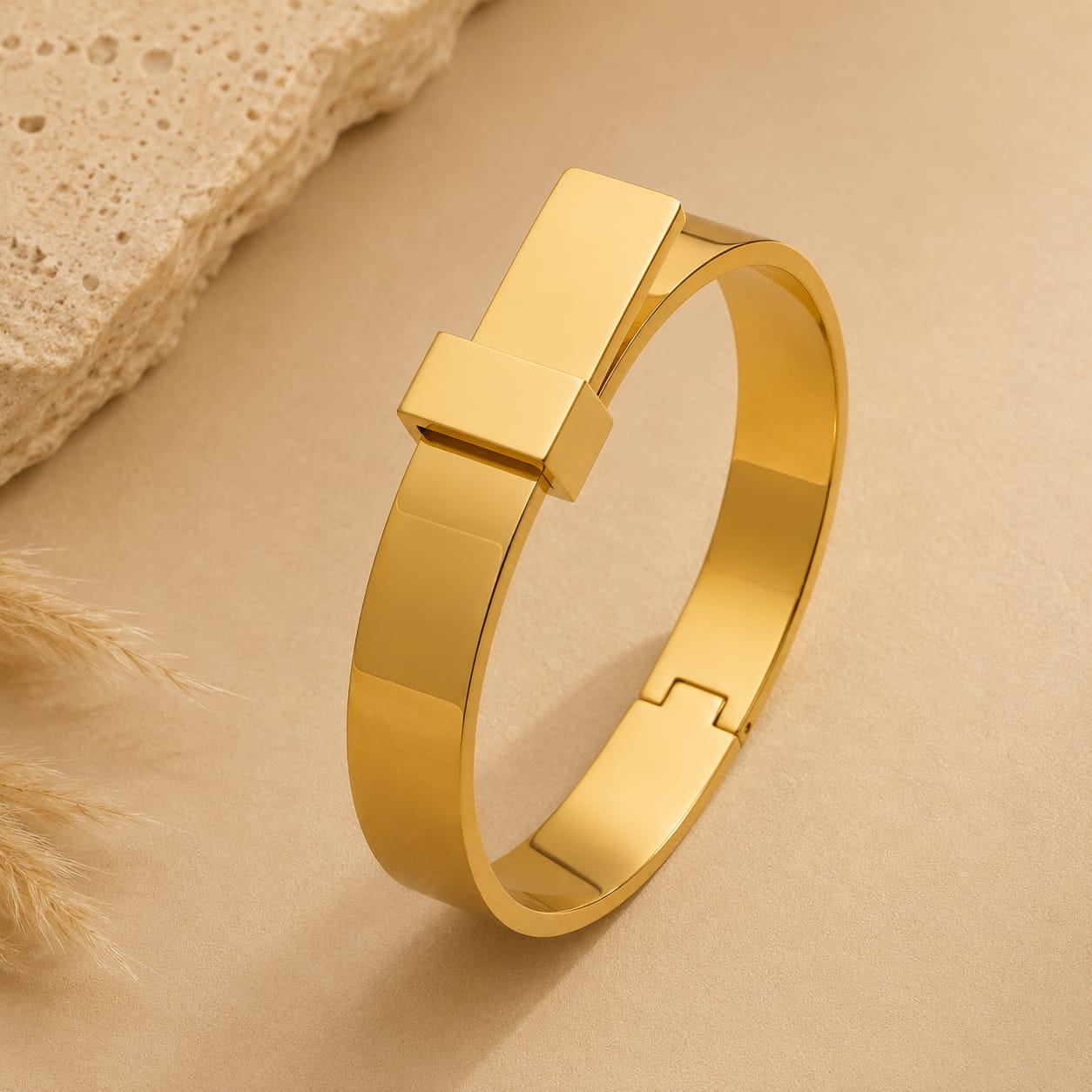 Belt Bangle