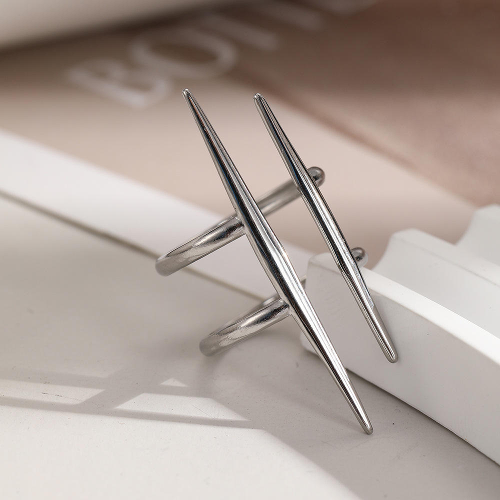 Spike Adjustable Ring